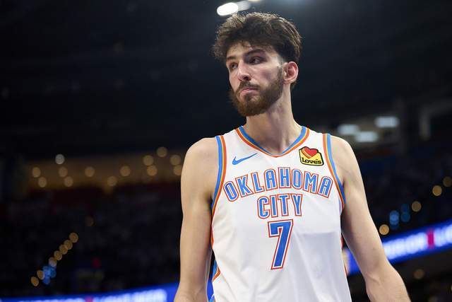 魔术师：詹姆斯让76人成为NBA最强队之一 也是尼克斯东部最大威胁